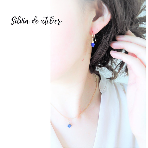 【人気再入荷】夜空から零れる　ラピスラズリ　プリンセスカット　サージカルステンレス約40cmチェーンネックレス 6枚目の画像