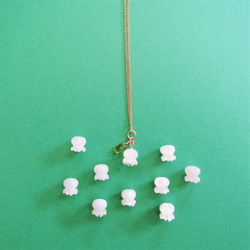 白色珍珠貝殼春天鈴蘭橄欖石葉手術不鏽鋼項鍊 40 厘米 第3張的照片