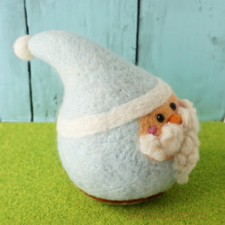 ☆クリスマス☆中くらいのもこもこサンタさん（白） ☆羊毛フェルト☆あかころ☆akatin☆ 3枚目の画像