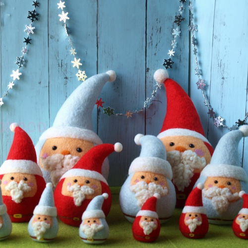 ☆クリスマス☆大きなもこもこサンタさん（赤） ☆羊毛フェルト☆あか