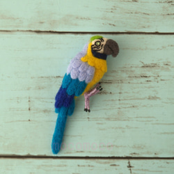 [訂製作品] 毛氈胸針、藍翅金剛鸚鵡 第1張的照片