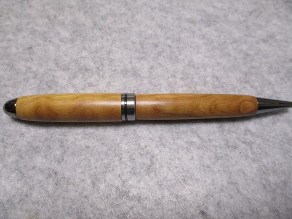 ワイルドオリーブウッド　椿油仕上げ　回転式ヨーロピアンボールペン　　　 3枚目の画像
