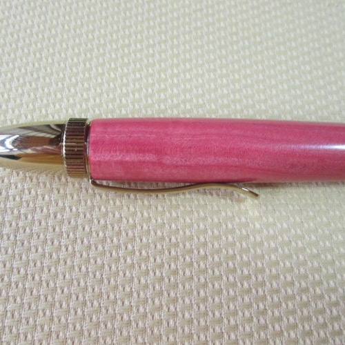 ピンクアイボリー　ボールペン