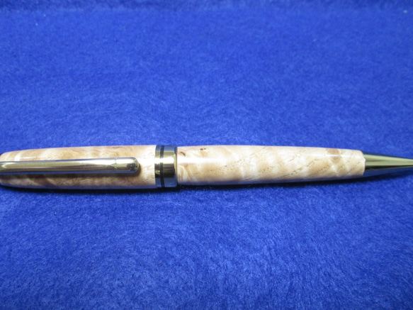 栗瘤　トラ杢　回転式ヨーロピアンボールペン　 1枚目の画像