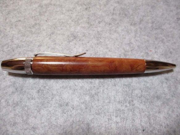 香木　白檀　泡瘤　回転式ロングパトリオットボールペン 　超希少材　　 3枚目の画像