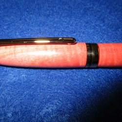 ピンクアイボリー　縮杢　回転式ヨーロピアンボールペン　希少材　　 8枚目の画像