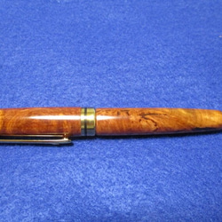 屋久杉泡瘤　ブドウ杢　ガラスコート仕上げ　回転式ヨーロピアンボールペン　　 2枚目の画像
