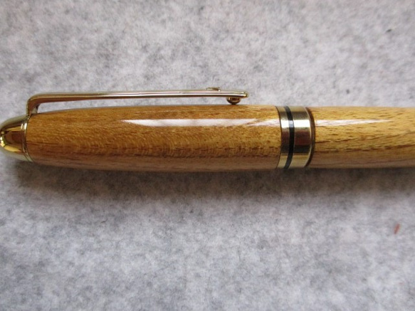 御蔵島桑　金桑　ガラスコート仕上げ　回転式ヨーロピアンボールペン　　 6枚目の画像