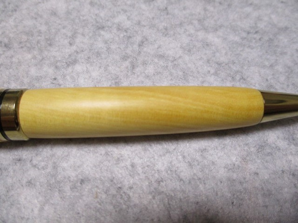 御蔵島黄楊　椿油仕上げ　回転式ヨーロピアンボールペン　　　 6枚目の画像
