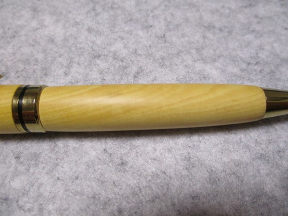 御蔵島黄楊　椿油仕上げ　回転式ヨーロピアンボールペン　　　 8枚目の画像