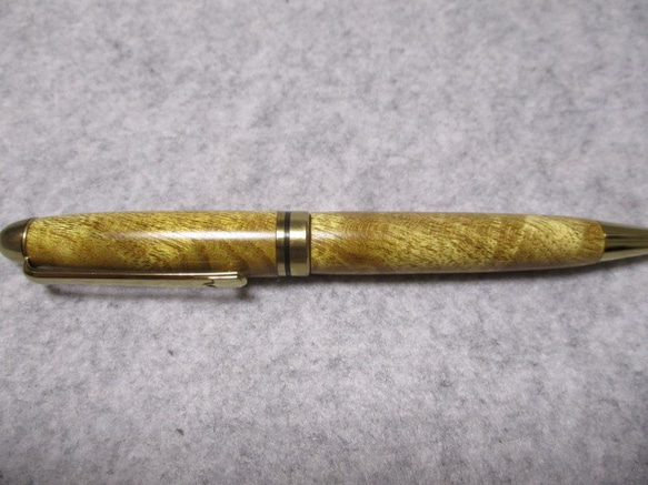 御蔵島桑根杢　金桑　ギラ杢　縮杢　ガラスコート仕上げ　回転式ヨーロピアンボールペン　　 2枚目の画像
