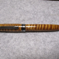 ハワイアンコア　カーリー杢　ガラスコート仕上げ　回転式ヨーロピアンボールペン　 1枚目の画像