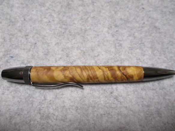 オリーブウッド　クロッチ杢　椿油仕上げ　回転式ロングパトリオットボールペン 　超レア材　 2枚目の画像