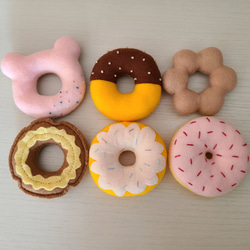 〖ニャンコ　商品違い多い❌翌日受取通知⭕️〗フェルトドーナツ ハンドメイド 再販42】フェルトドーナツ 12個セット(A) - Meey'S GALLERY