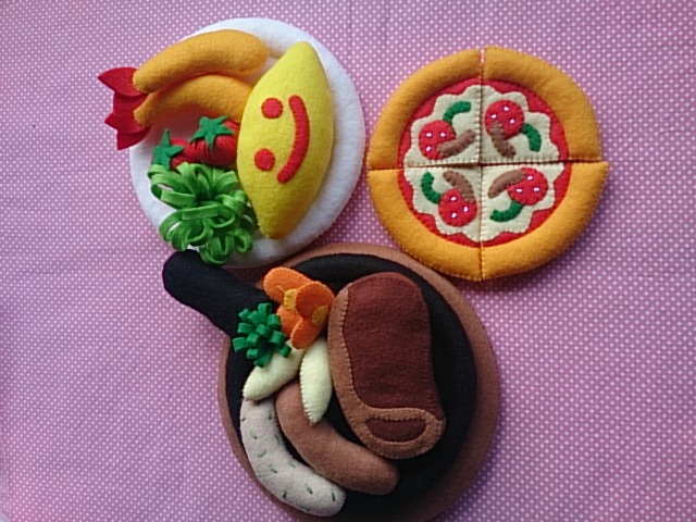 ②フェルトままごと　レストラン　オーダーページ