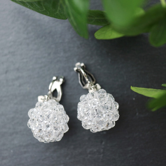 Beaded Ball Earrings 第5張的照片