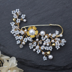 Beaded Flower Brooch(Gold) 第2張的照片