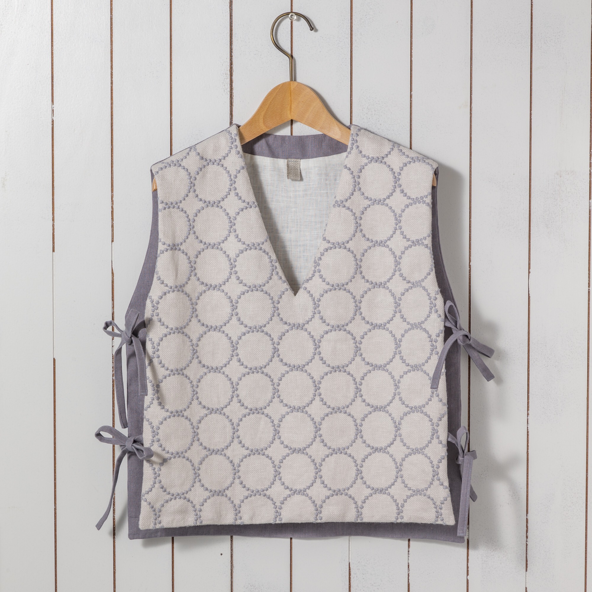 tambourine リボンベスト　ミナペルホネンファブリック使用