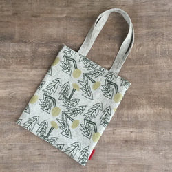 〈新品未使用〉ミナペルホネン生地使用バックパック　A4収納可　タンバリンベージュ tanpopo A4バッグ ミナペルホネンファブリック使用 トートバッグ 4月の