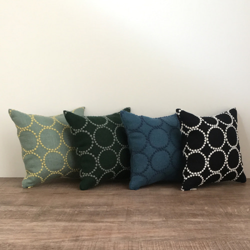 tambourine ミニクッション 20×20 (green) ミナペルホネン