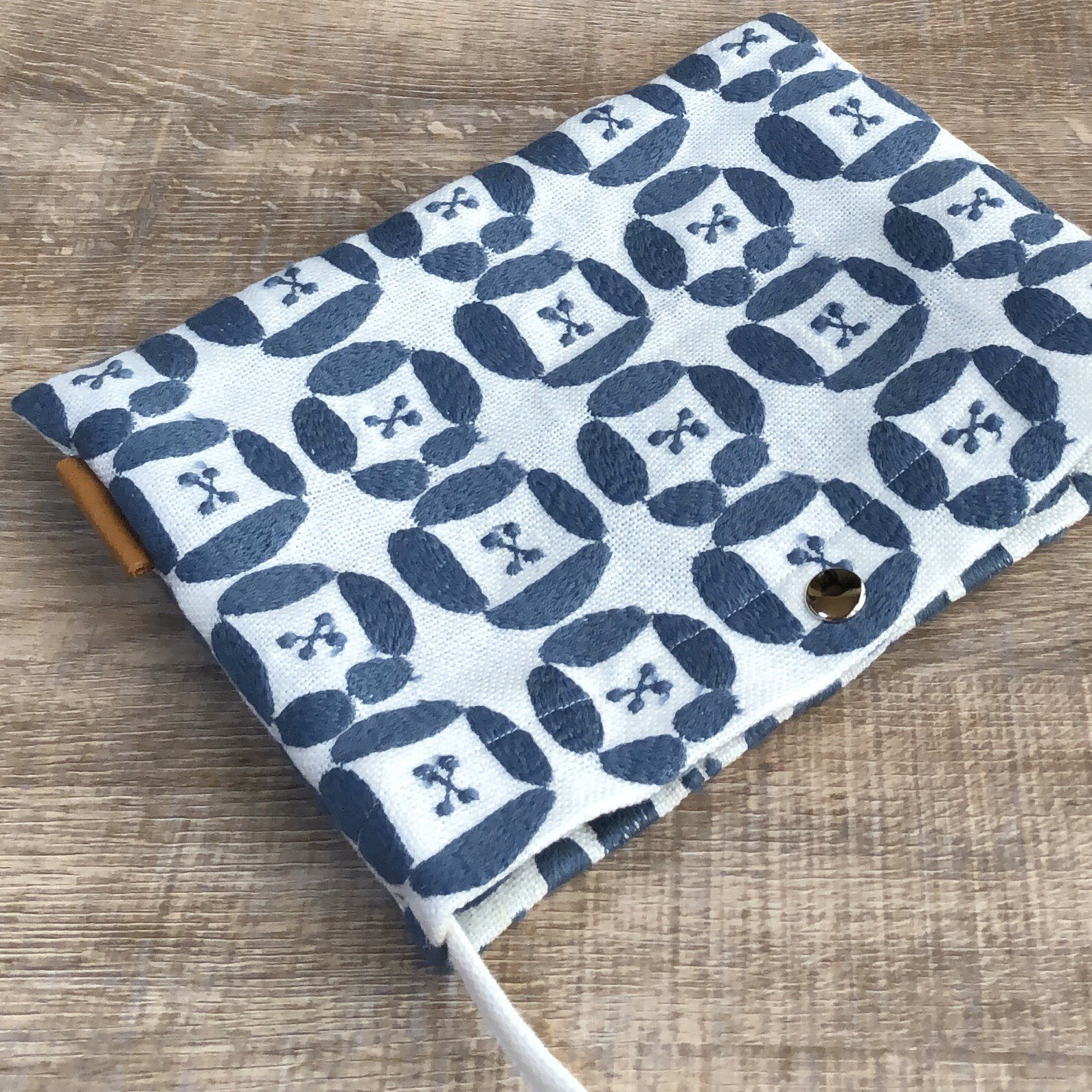 dear サコッシュ(white) ミナペルホネンファブリック使用