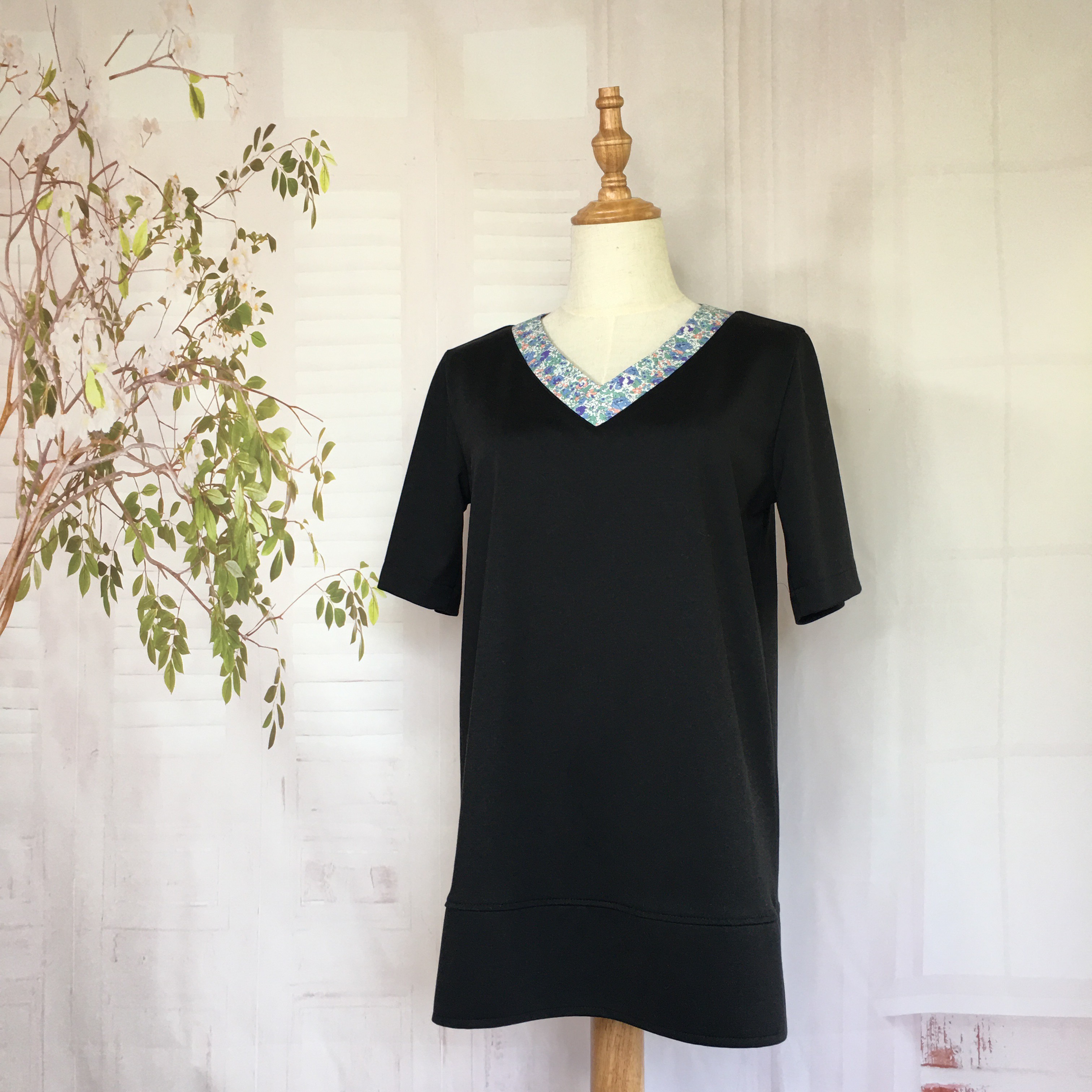 リバティーの生地を使ったカットソーF サイズ