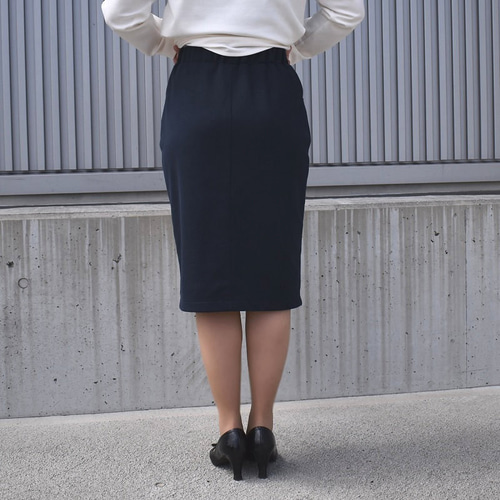 プラダネイビー タイトスカート 裏地付き タイトスカート／ウォッシャブル／PEジョーゼット／無地 | SUIT