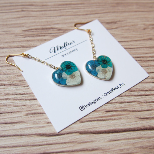 ブルー系の押し花アクセサリー ピアス（フック・チェーン） mafleur