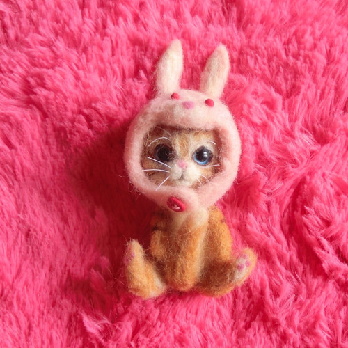 羊毛フェルト 小さなうさぎちゃん ハンドメイド作品 作家様 羊毛フェルト 小さなうさぎちゃん ハンドメイド作品 作家様 羊毛