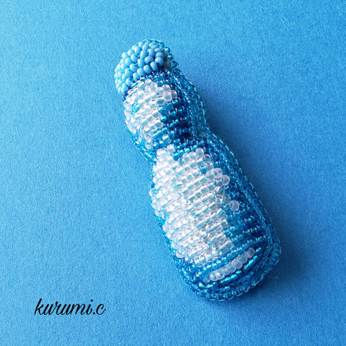ラムネのビーズ刺繍ブローチ ブローチ TAKAYO 通販 9692159