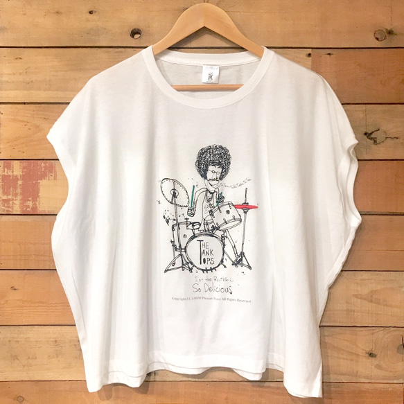 「ドラムおじさん」オリジナルイラスト レディースワイド 手刺繍 Tシャツ 1枚目の画像
