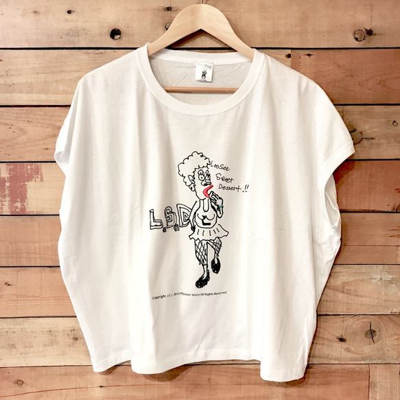 「ルーシーは食いしん坊」オリジナルイラスト レディースワイド 手刺繍 Tシャツ 1枚目の画像