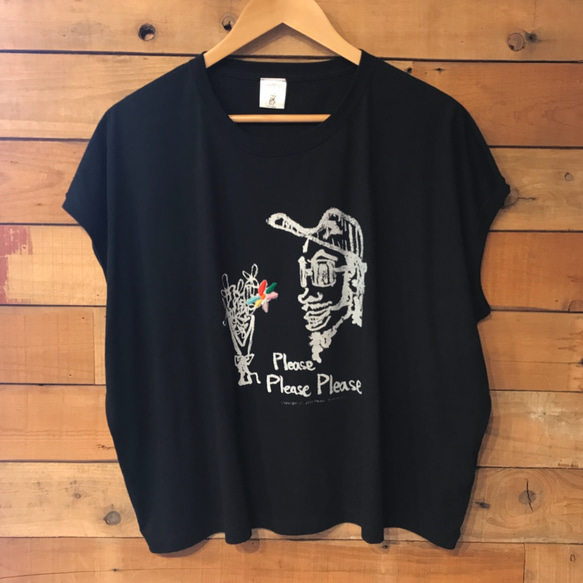 「花束でプリーズ」オリジナルイラスト レディースワイド 手刺繍 Tシャツ 1枚目の画像