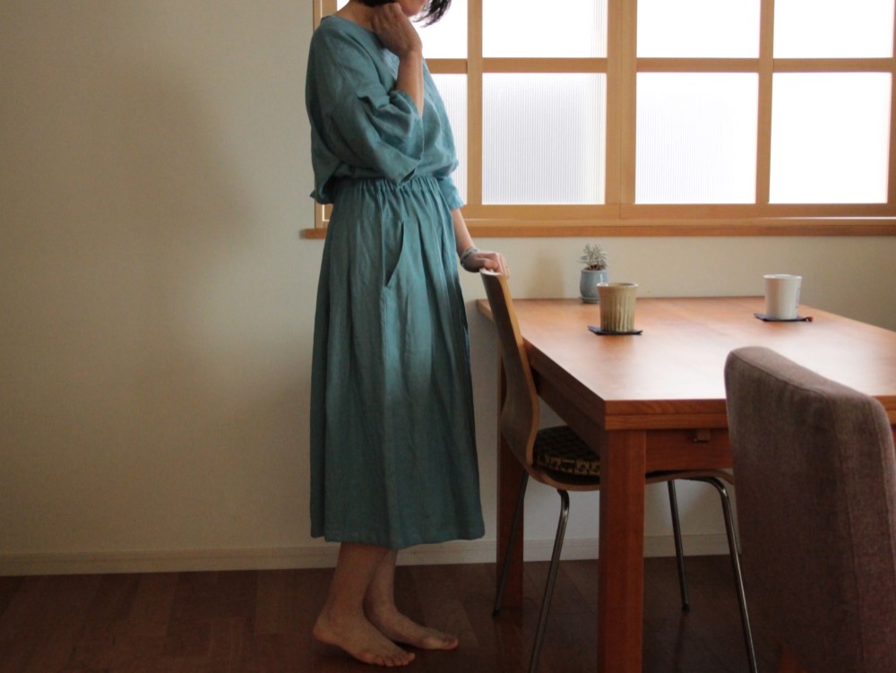 着ぶくれしません♡ウエストゴム＆大きなポケット付きスカート【麻100％ ローモンドブルー】