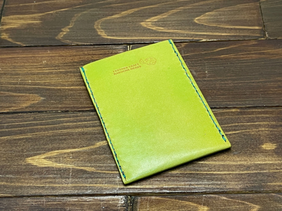 シンプルな横型カードケース（若草色） 3枚目の画像