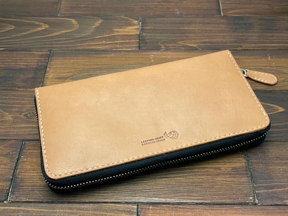 【アウトレット】たくさん入る！人気のラウンドファスナー長財布【ナチュラル】