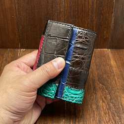 つぎはぎクロコダイルのカードサイズのミニ財布 4枚目の画像