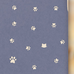 ネコがお好きな方にピッタリな猫足跡ドット柄ねこモチーフデザインの