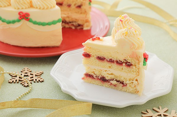 バタークリームのクリスマスフラワーデコレーションケーキ【よつ葉バター100％使用のバタークリーム】12/20までにお届け 4枚目の画像