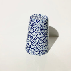 白磁の薄〜いマグと陶製ストロー　藍色小花 5枚目の画像