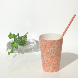 白磁の薄〜いカップと陶製ストロー　Art Flower 1枚目の画像