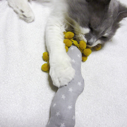 再次上架 &gt;&gt; 貓玩具 [inari] 02 灰色“Stickitten” 第7張的照片