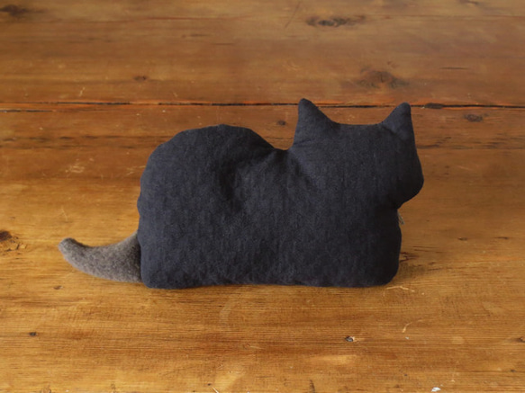 再販 >> " Stickitten" kitten loaf  ブラック 3枚目の画像