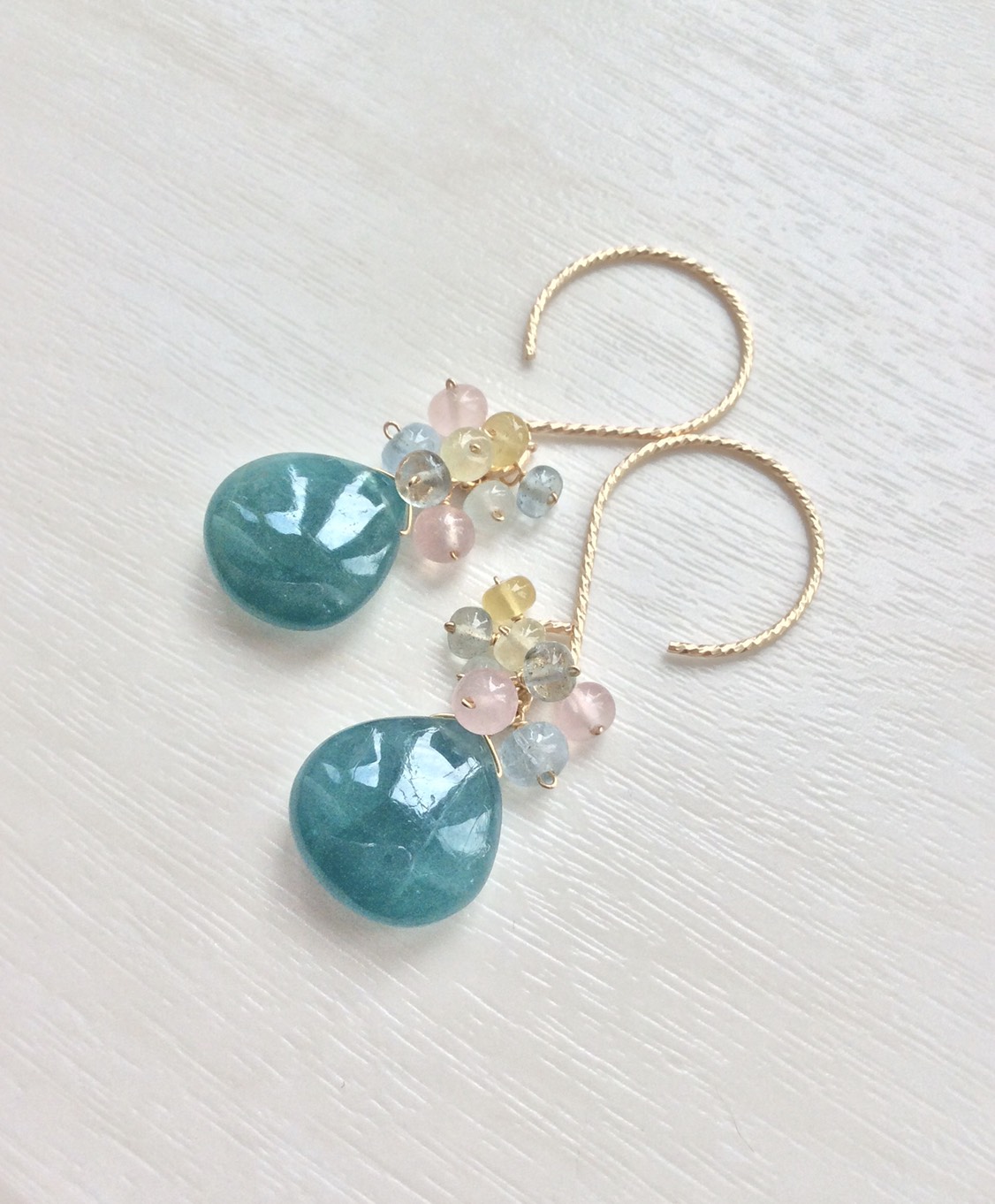 大粒グランディディエライトのキャンディーピアス ピアス（フック  