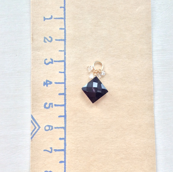 ブラックオニキスとハーキマーダイヤモンドのネックレストップ 5枚目の画像