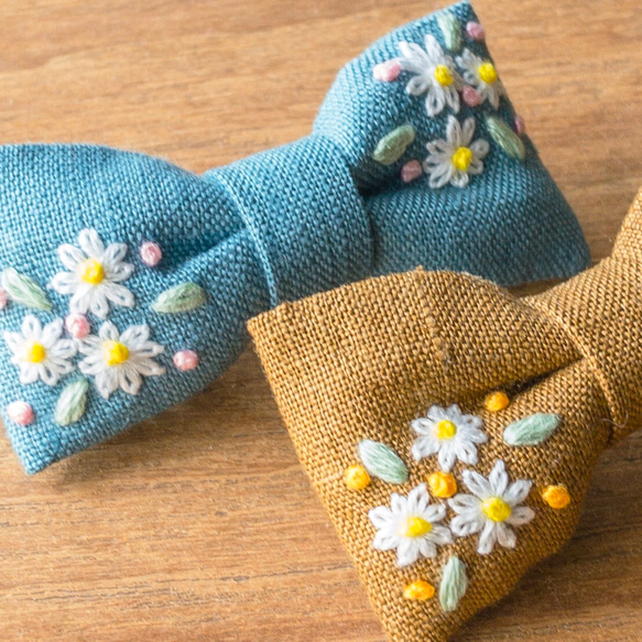 マーガレットの手刺繍ミニバレッタ・ブローチ 2枚目の画像