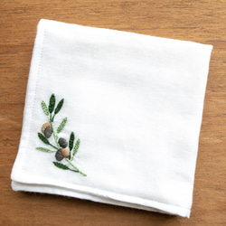 オリーブの手刺繍ガーゼハンカチ ハンカチ・手ぬぐい さゆき工房 通販