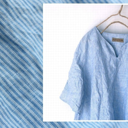国産リネン100％ストライプ　Ａラインキーネックシャツ ブルー系 3枚目の画像