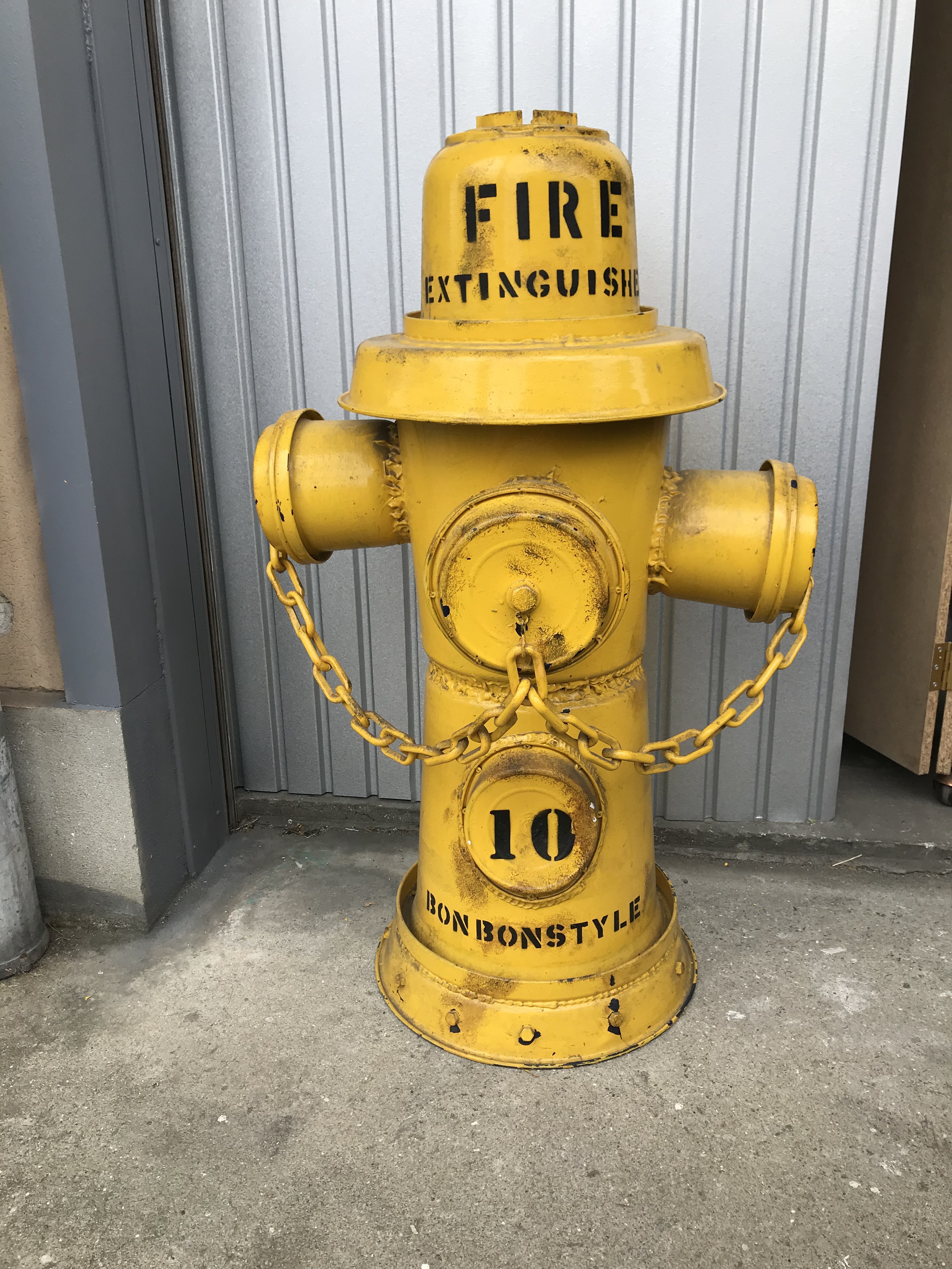 商標登録済みビックサイズ消火栓ダストボックス^ - ^