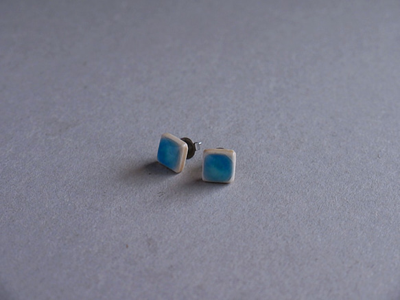 陶瓷耳環海藍色方形6840AE 第5張的照片